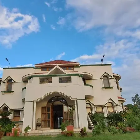 Alankar Villa